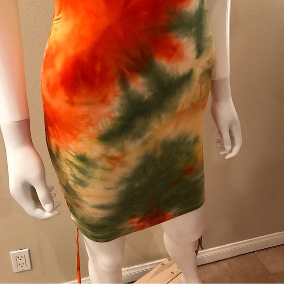 Tie Dye Bodycon Mini Dress NEW Juniors Large Orange Green Yellow Short Sleeve - Picture 8 of 12